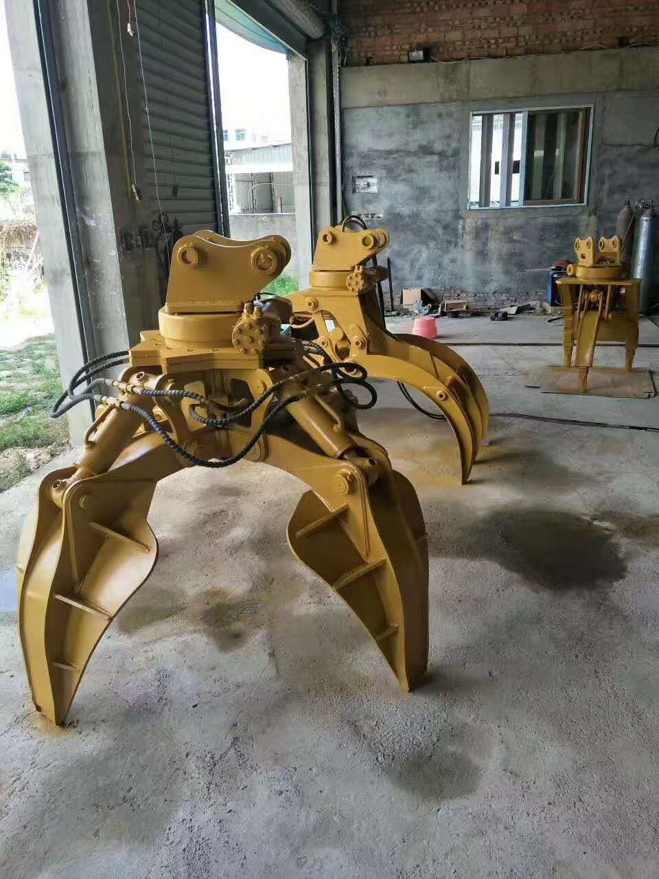 挖機屬具群.jpg 挖機屬具群.jpg