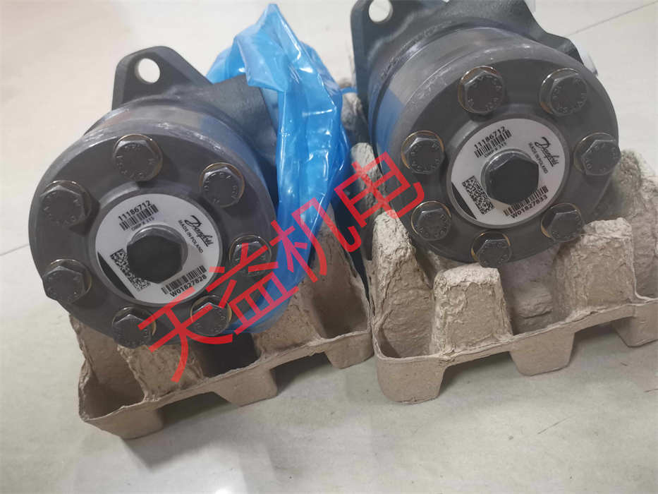 OMPX315 11186712.jpg OMPX315 11186712.jpg